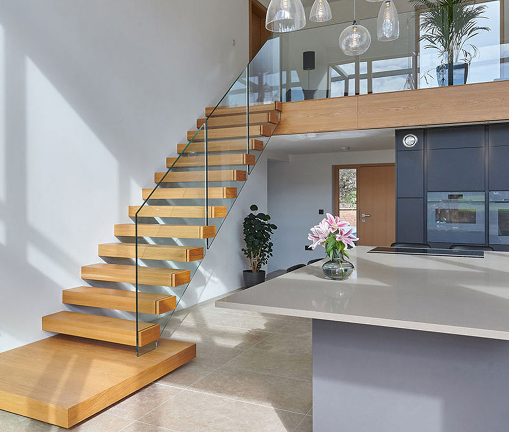 Glass railing for staircase